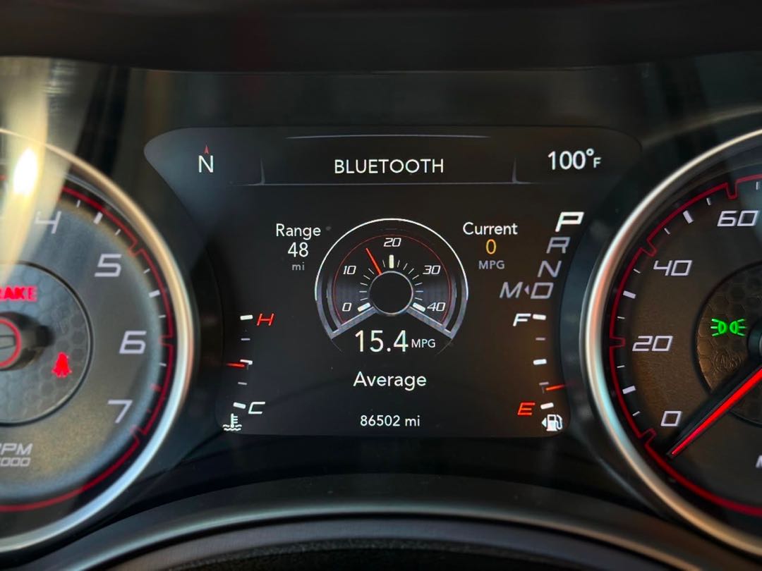 Car Image 2019 DODGE CHARGER SXT