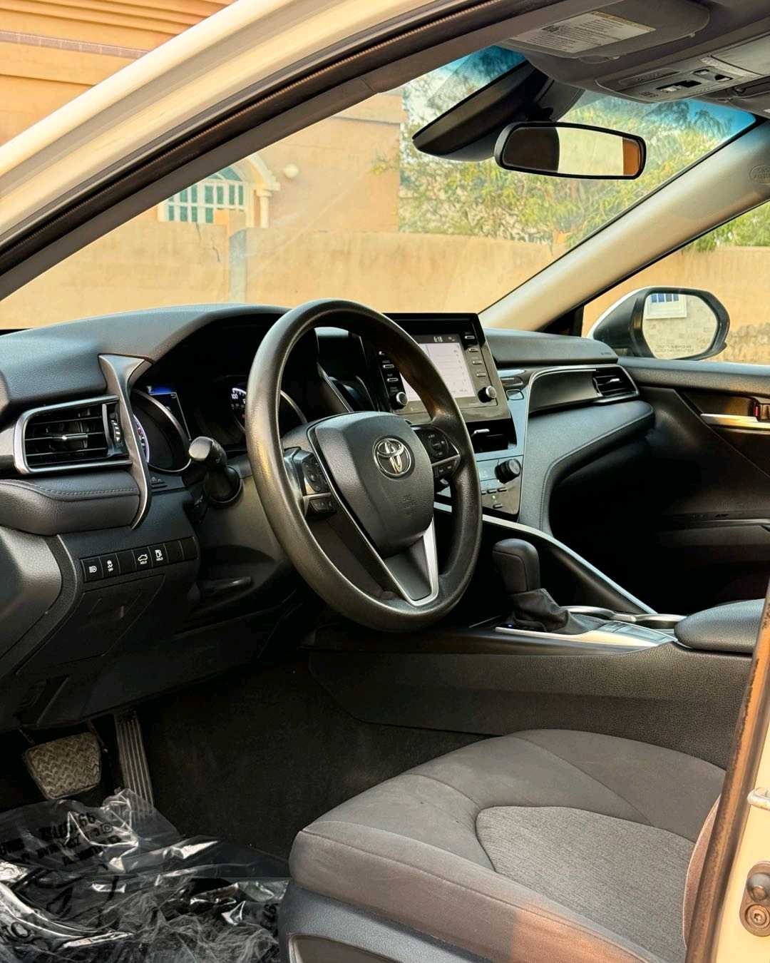Car Image 2023 TOYOTA CAMRY LE