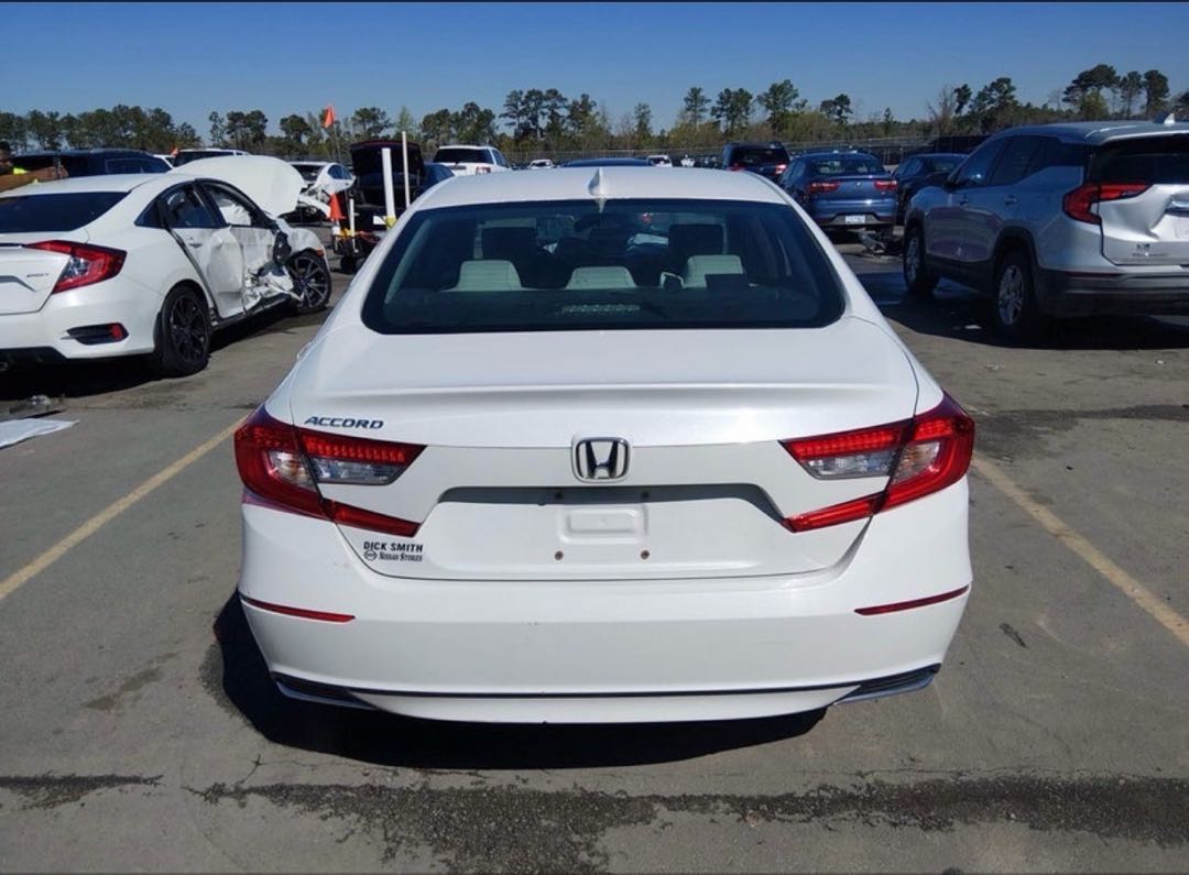 Car Image 2019 HONDA ACCORD LX