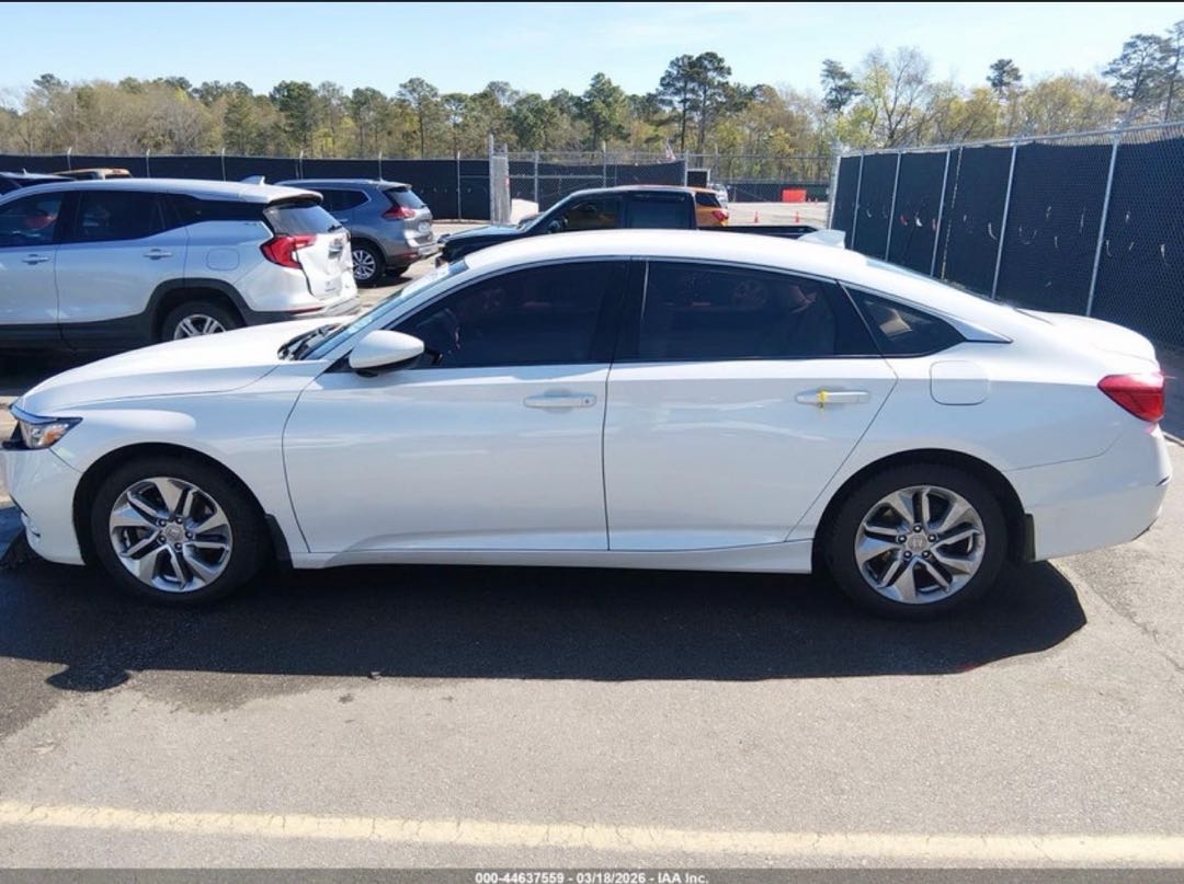 Car Image 2019 HONDA ACCORD LX