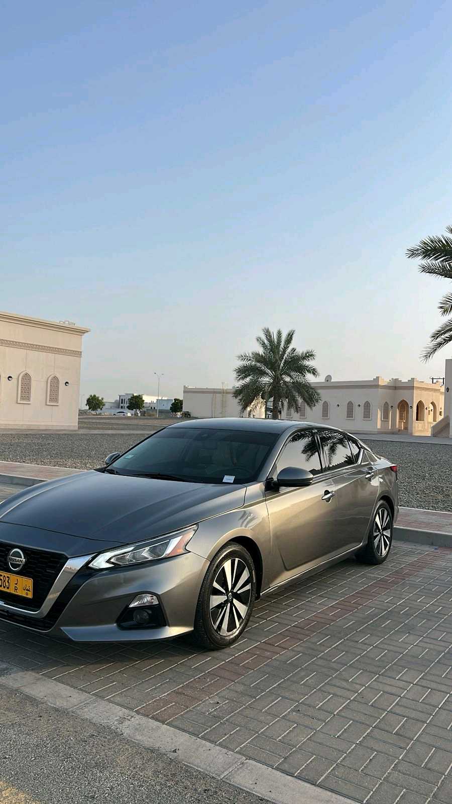 Car Image 2020 NISSAN ALTIMA SL
