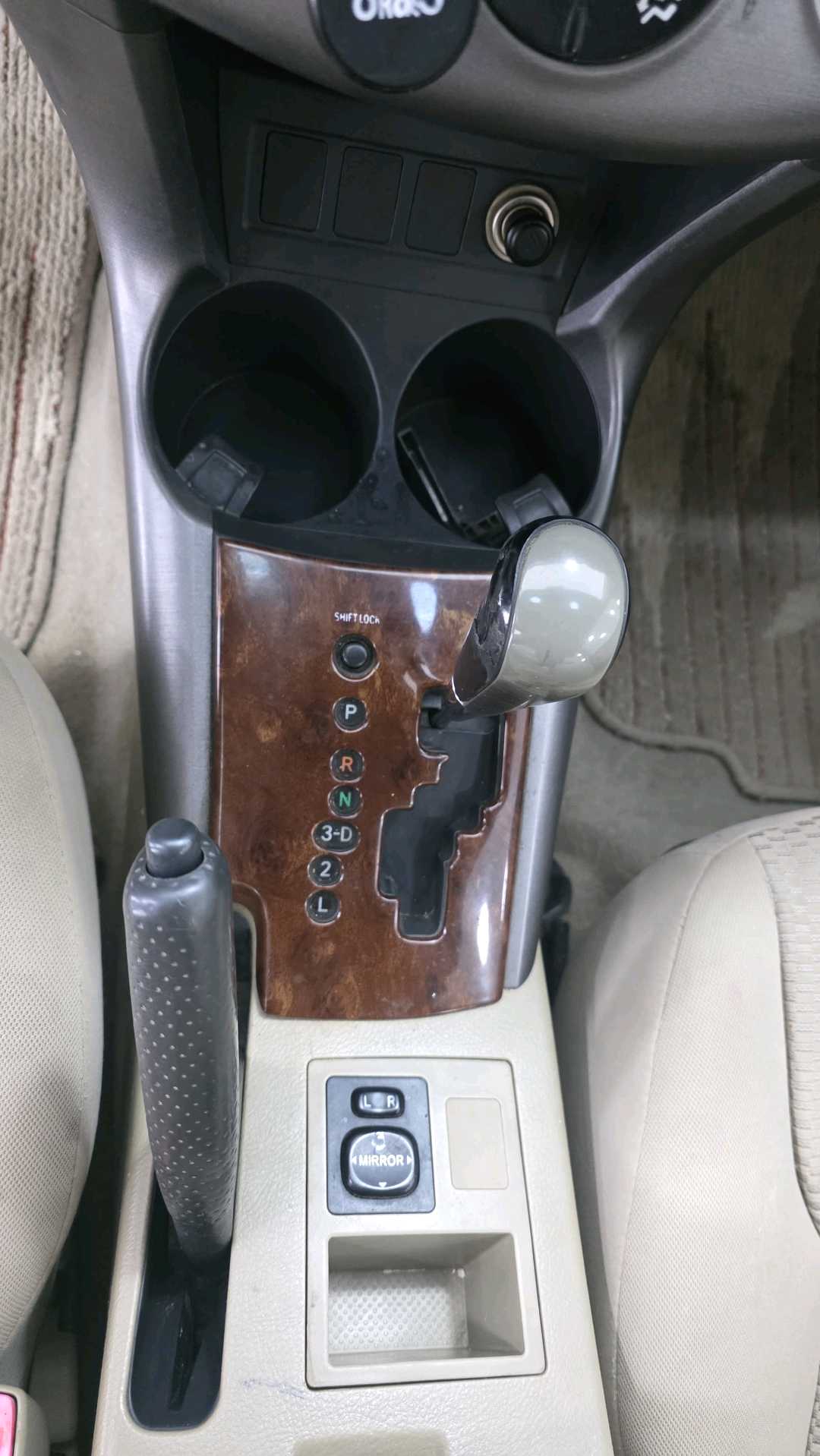 Car Image 2012 TOYOTA RAV4 