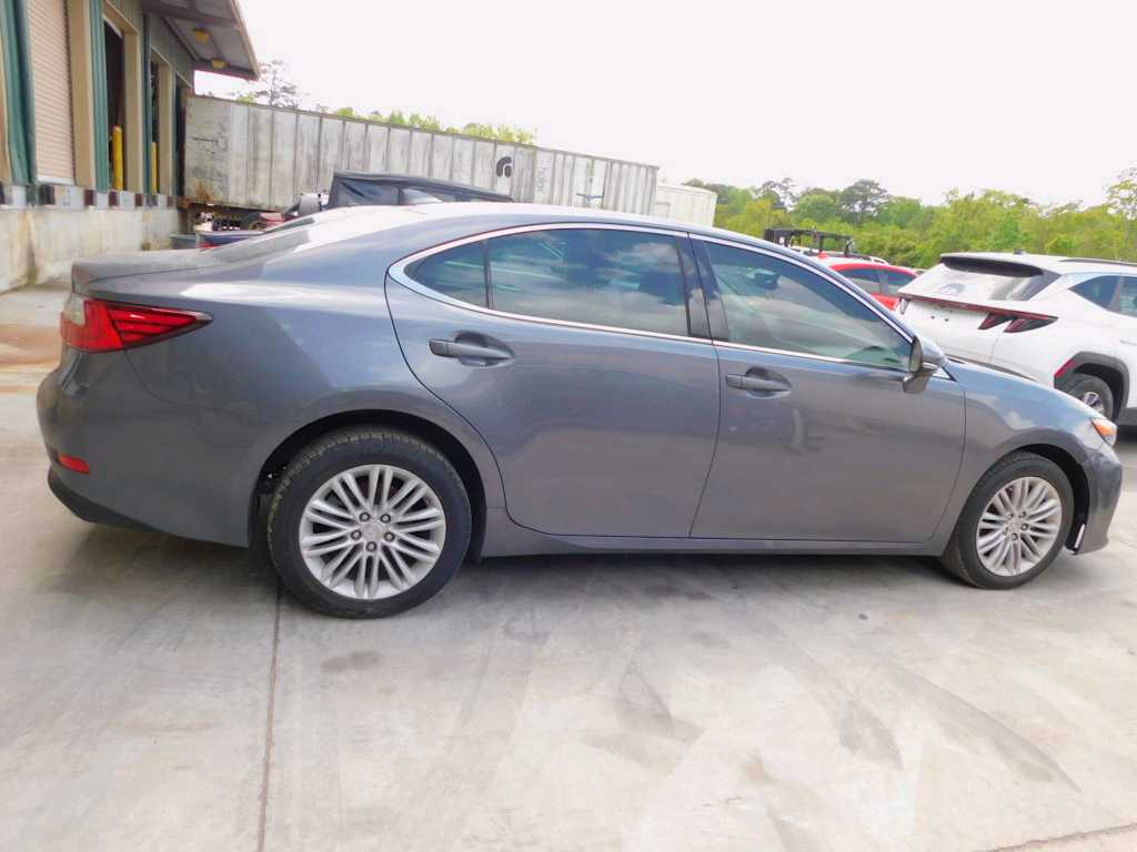 Car Image 2016 LEXUS ES 350