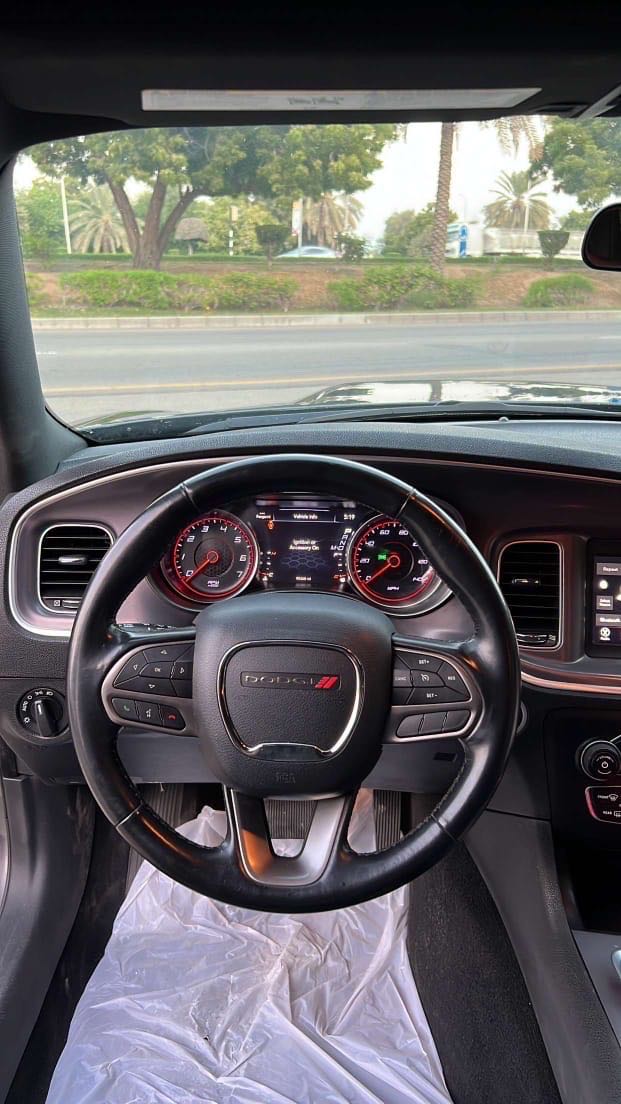 Car Image 2020 DODGE CHARGER SXT