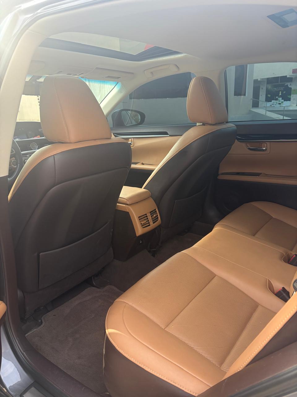 Car Image 2016 LEXUS ES 350
