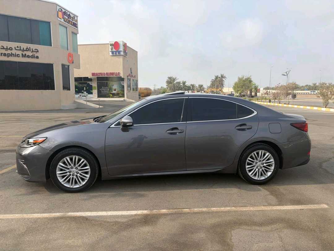 Car Image 2016 LEXUS ES 350