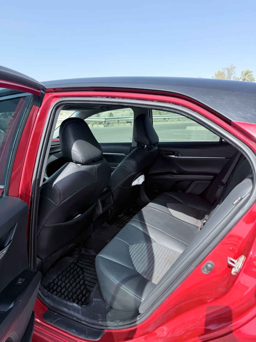 Car Image 2020 TOYOTA CAMRY SE