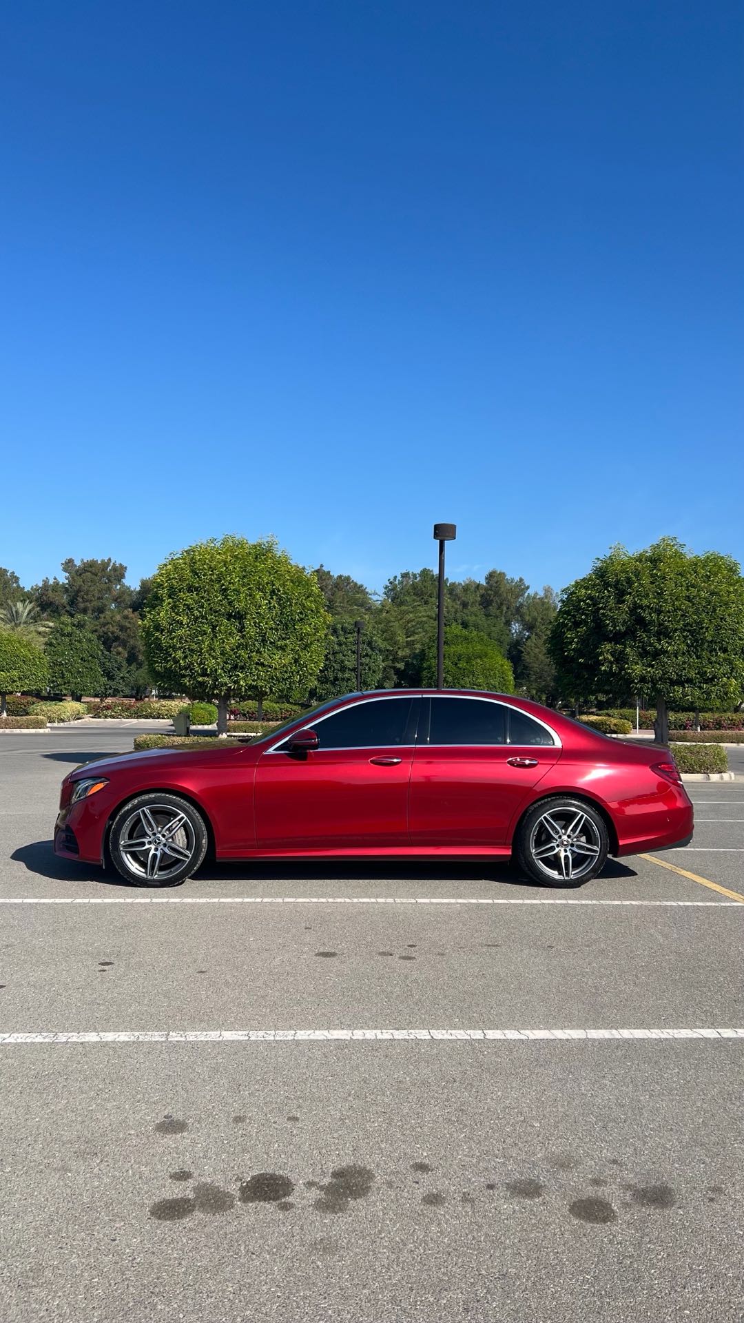 Car Image 2019 MERCEDES E Class 300