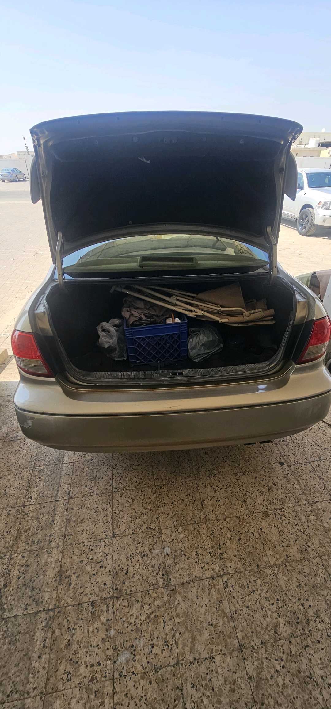 Car Image 2002 INFINITI I 