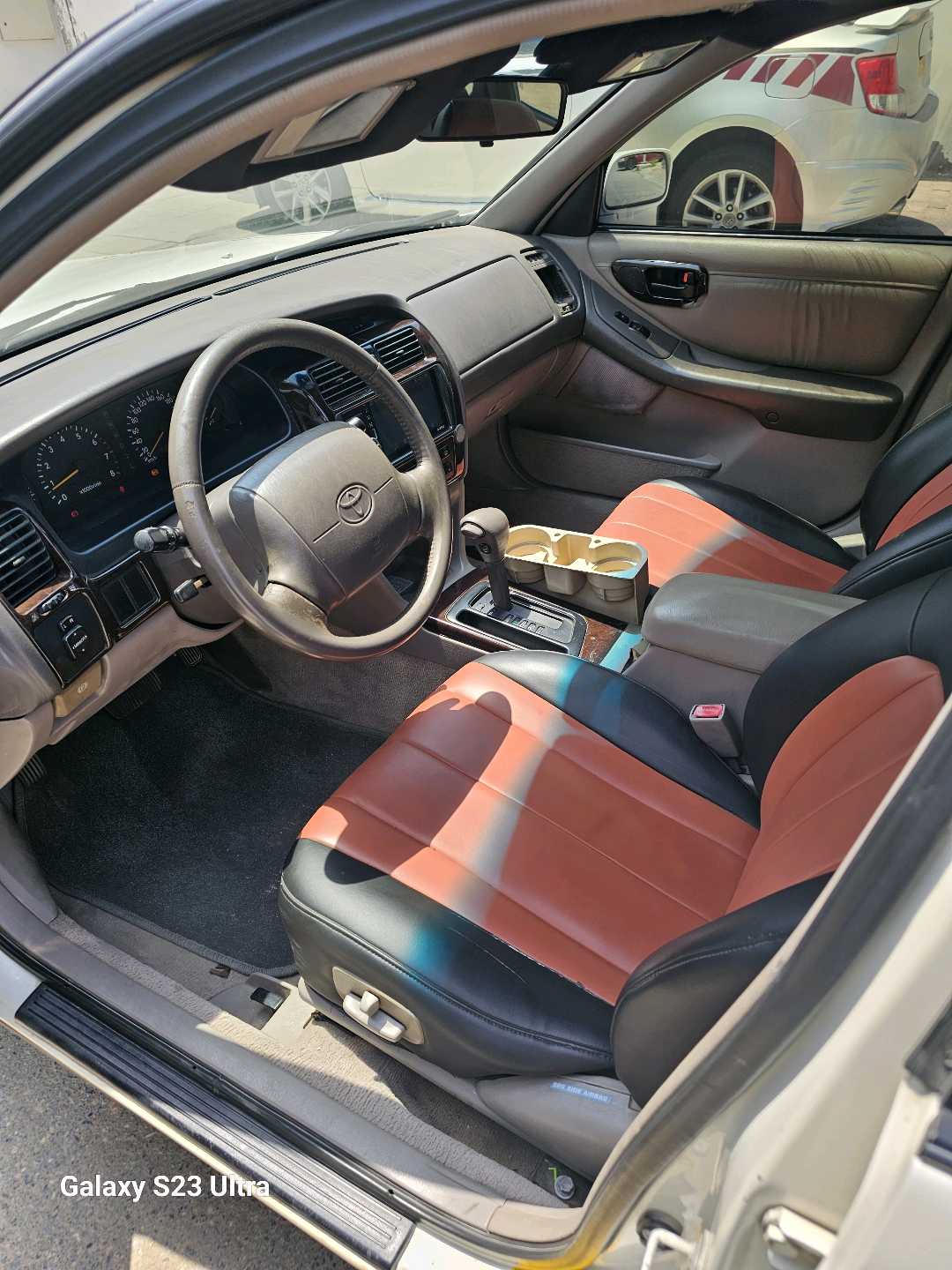 Car Image 1998 TOYOTA AVALON 