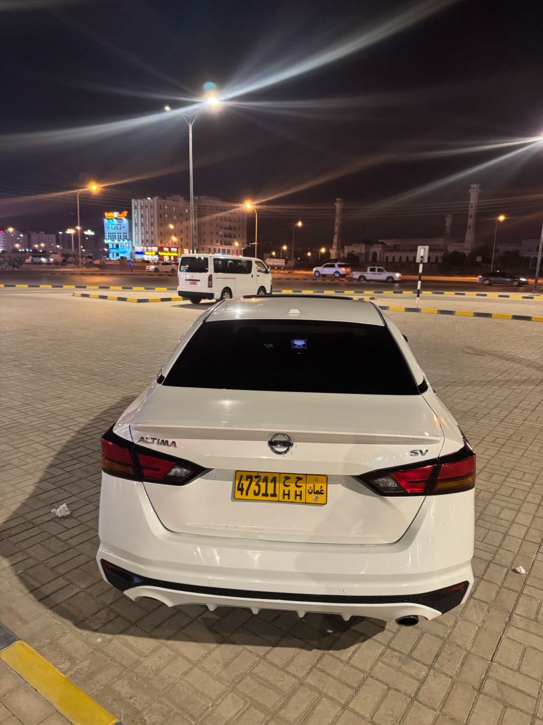 Car Image 2019 NISSAN ALTIMA SV