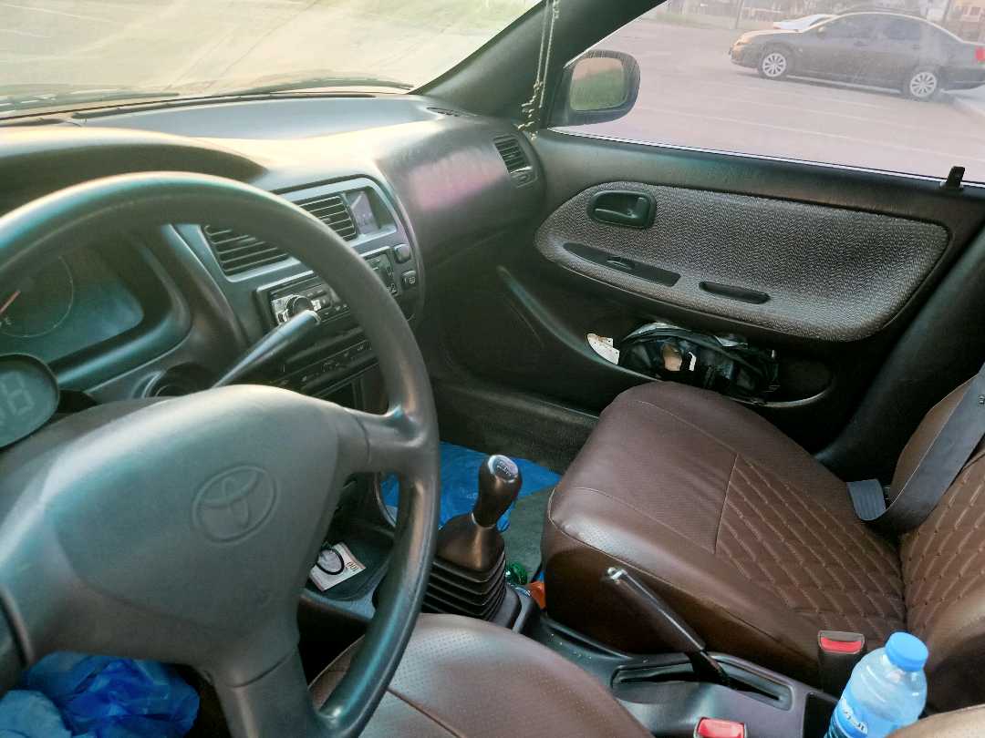 Car Image 1993 TOYOTA COROLLA XLI