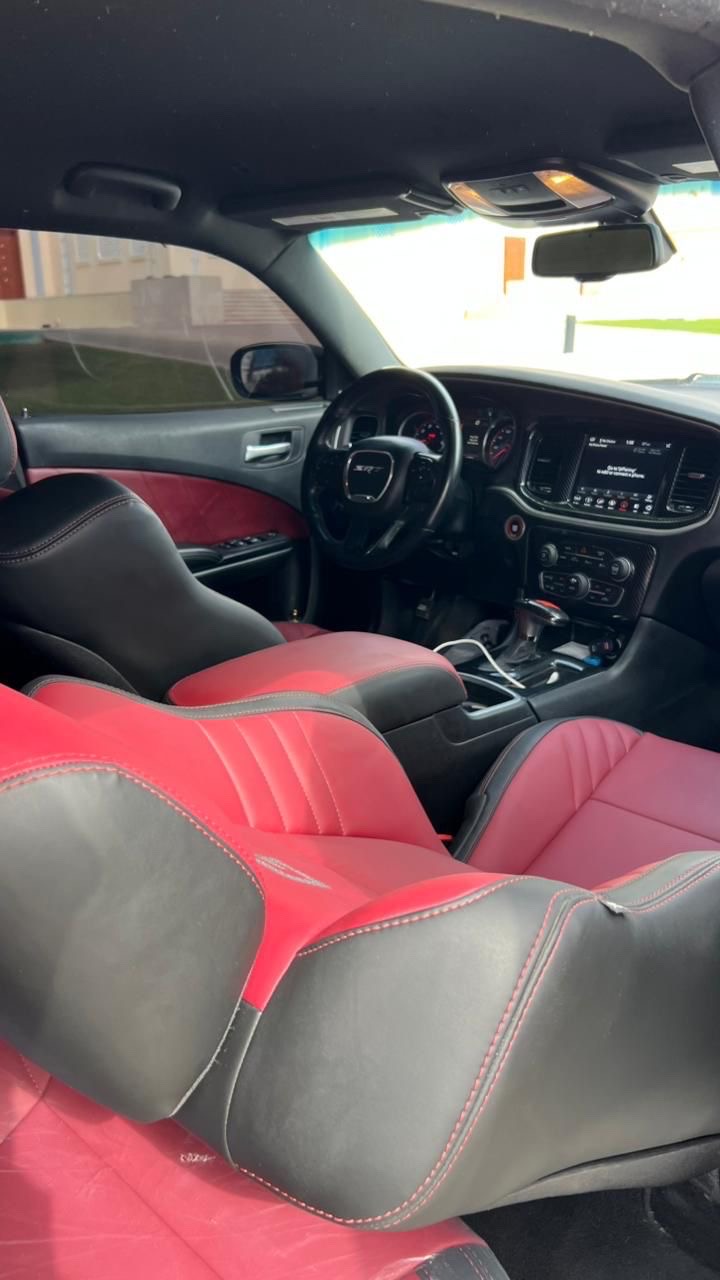 Car Image 2019 DODGE CHARGER GT