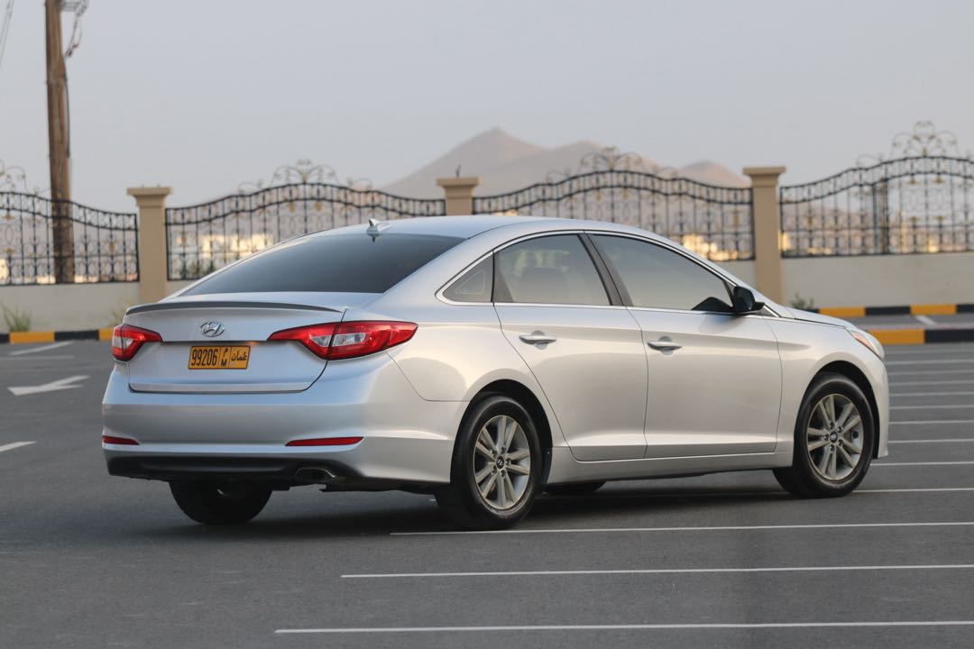 Car Image 2015 HYUNDAI SONATA SE