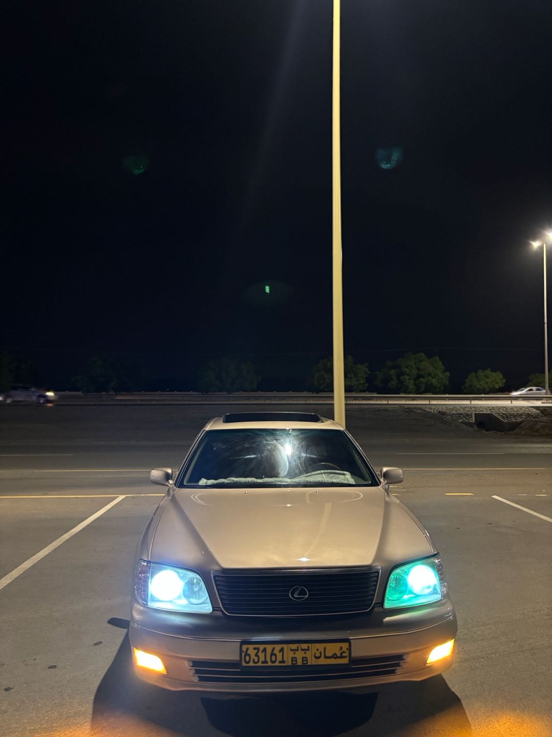 Car Image 1998 LEXUS LS 400