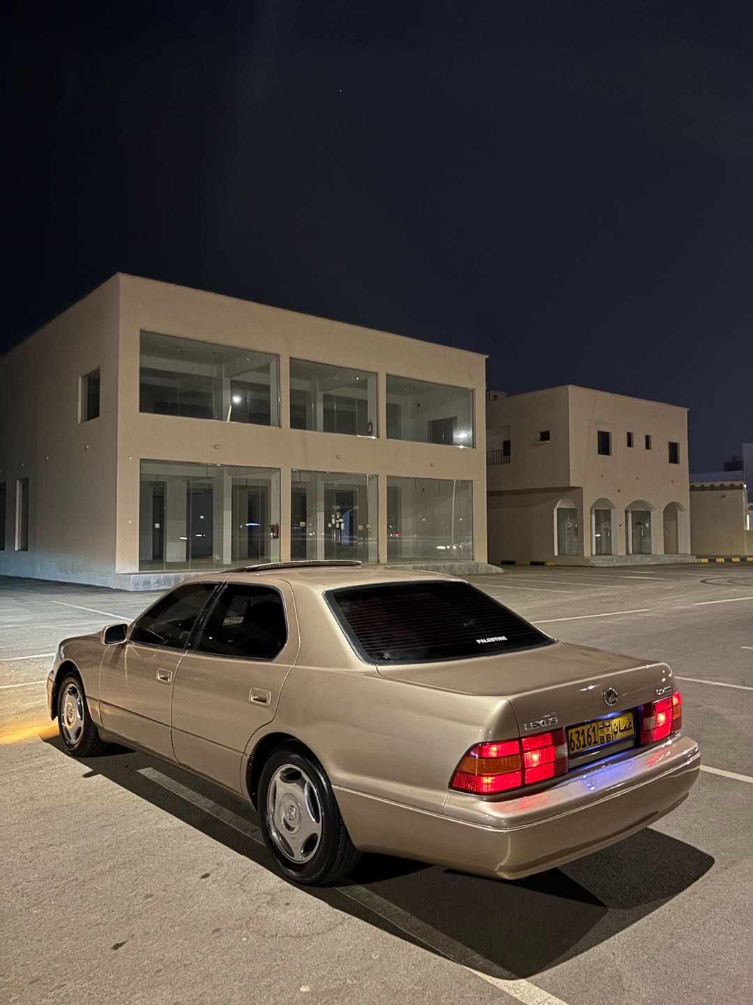 Car Image 1998 LEXUS LS 400