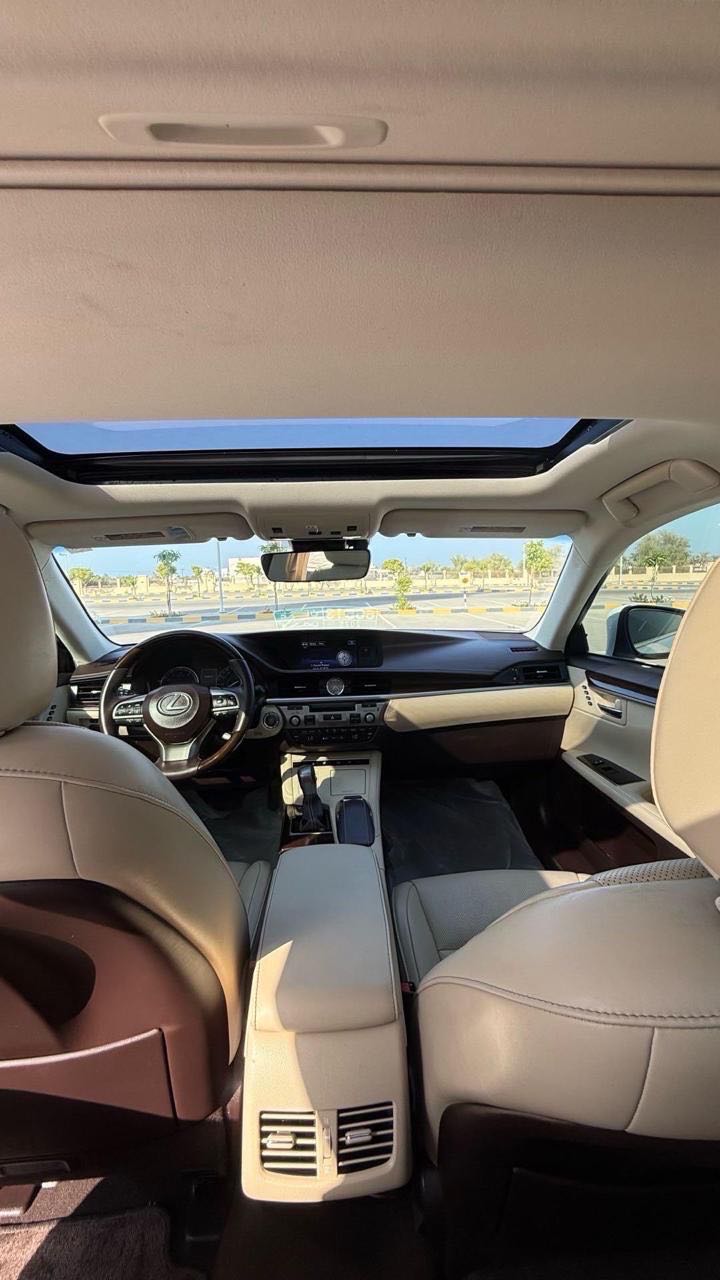 Car Image 2016 LEXUS ES 350