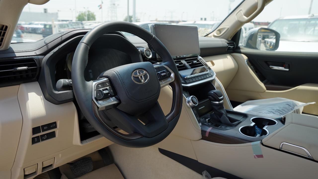 Car Image 2026 TOYOTA LAND CRUISER VX.R