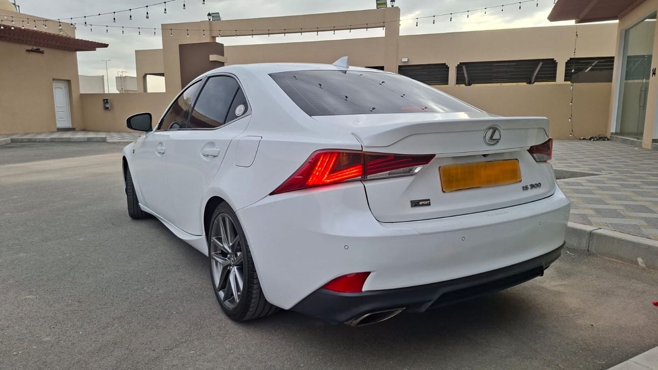Car Image 2018 LEXUS IS 300