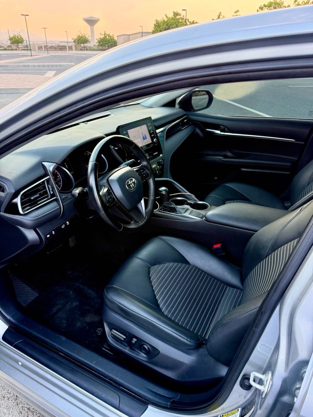 Car Image 2022 TOYOTA CAMRY SE