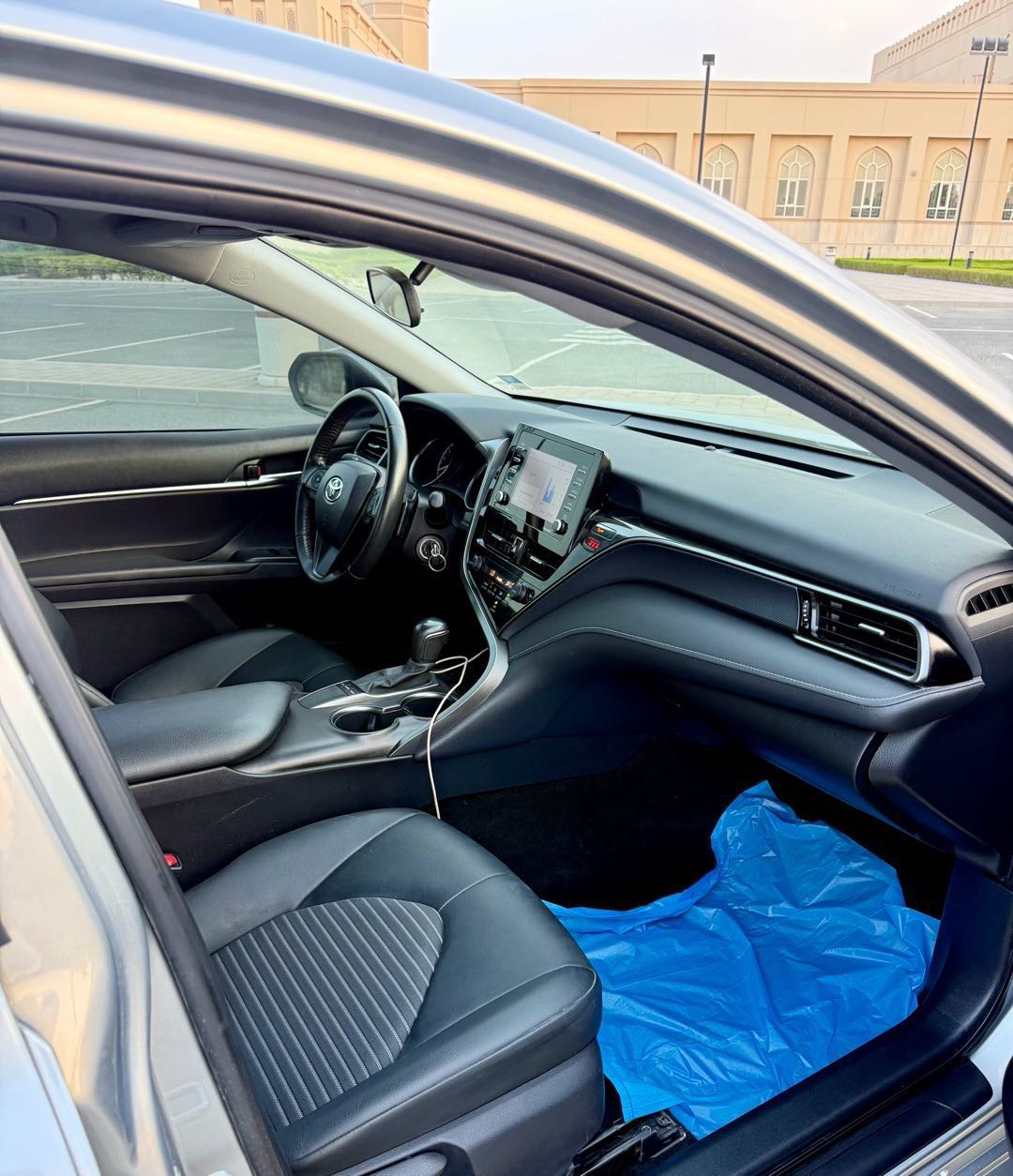 Car Image 2022 TOYOTA CAMRY SE