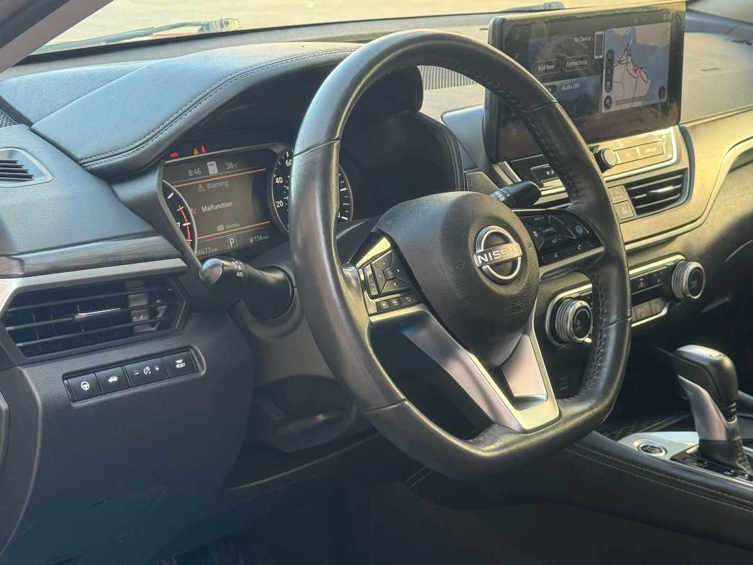 Car Image 2023 NISSAN ALTIMA SV