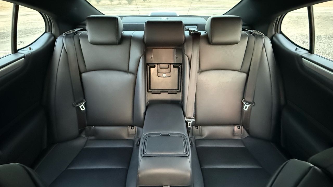Car Image 2020 LEXUS ES F-sport