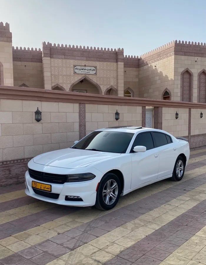Car Image 2021 DODGE CHARGER SXT