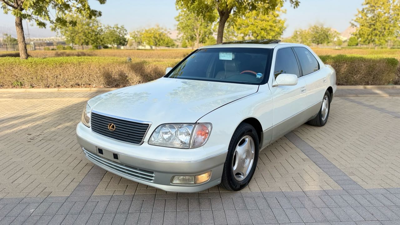 Car Image 1999 LEXUS LS 400