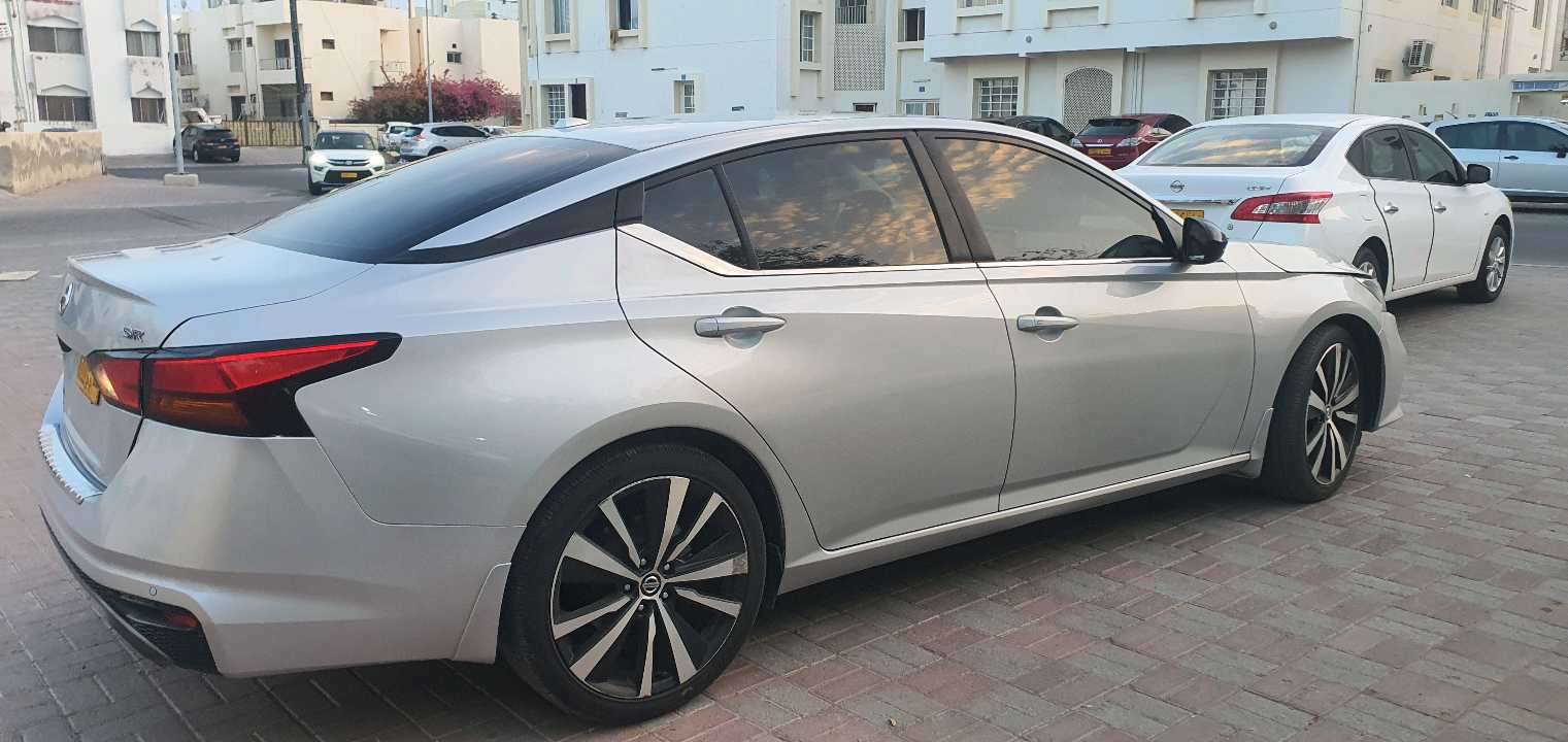 Car Image 2022 NISSAN ALTIMA SR