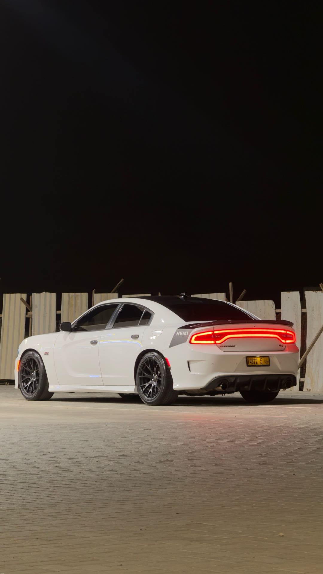 Car Image 2020 DODGE CHARGER R/T