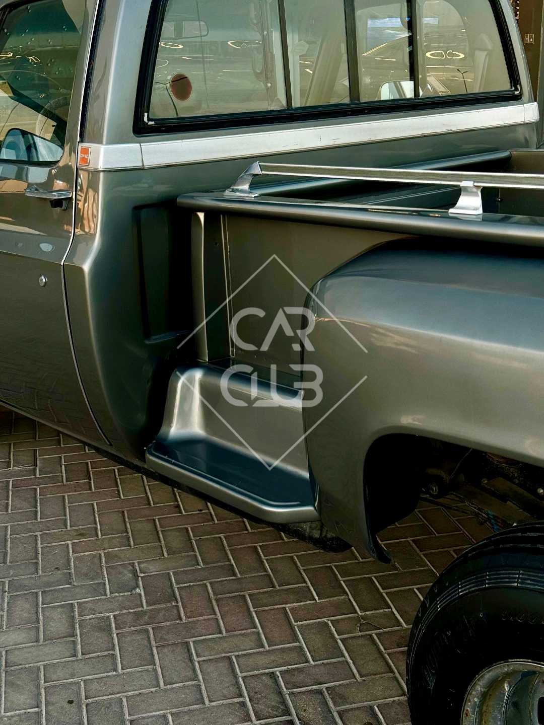Car Image 1985 GMC SIERRA 