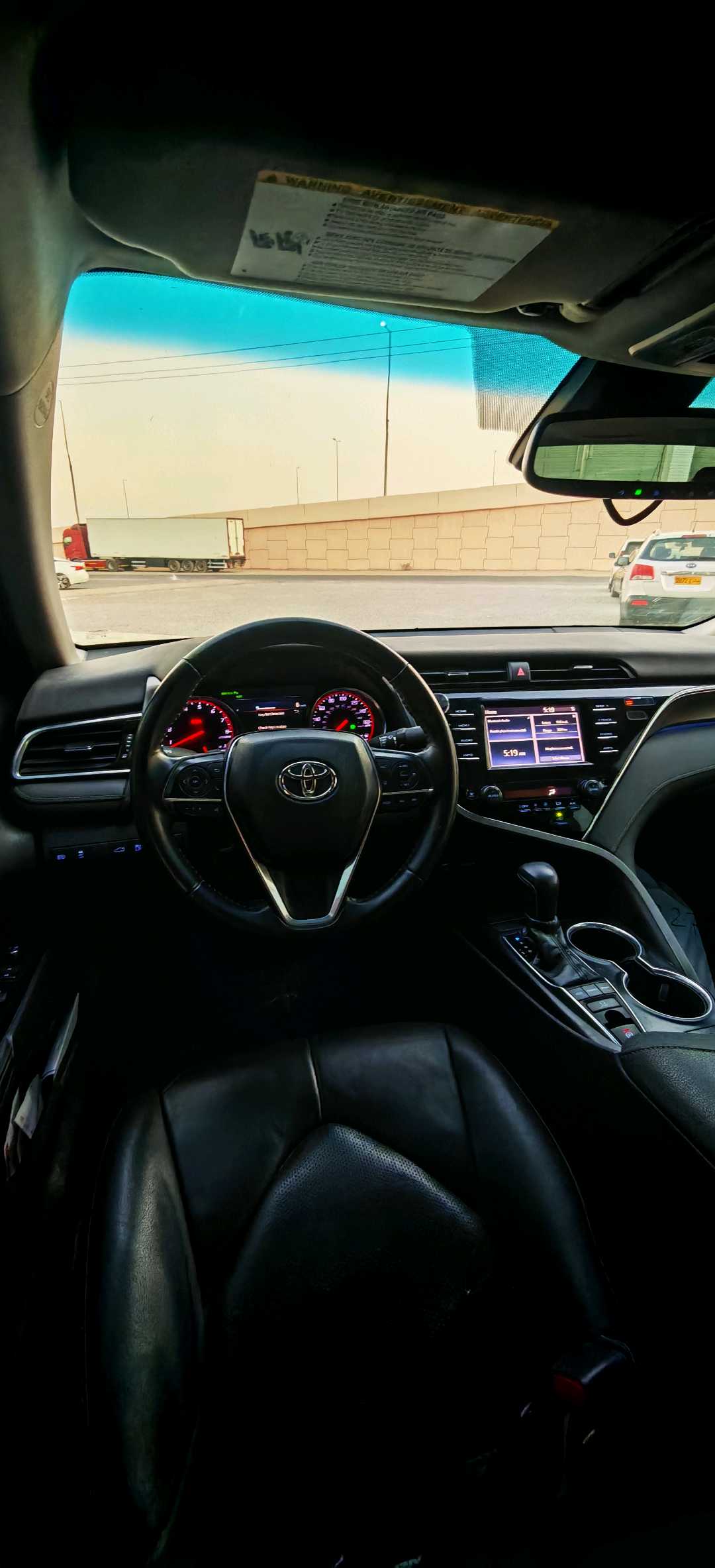 Car Image 2018 TOYOTA CAMRY XSE
