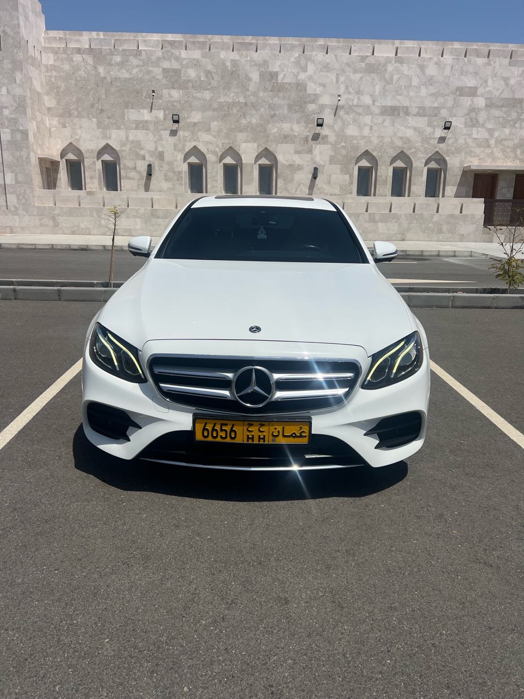 Car Image 2019 MERCEDES E Class 300
