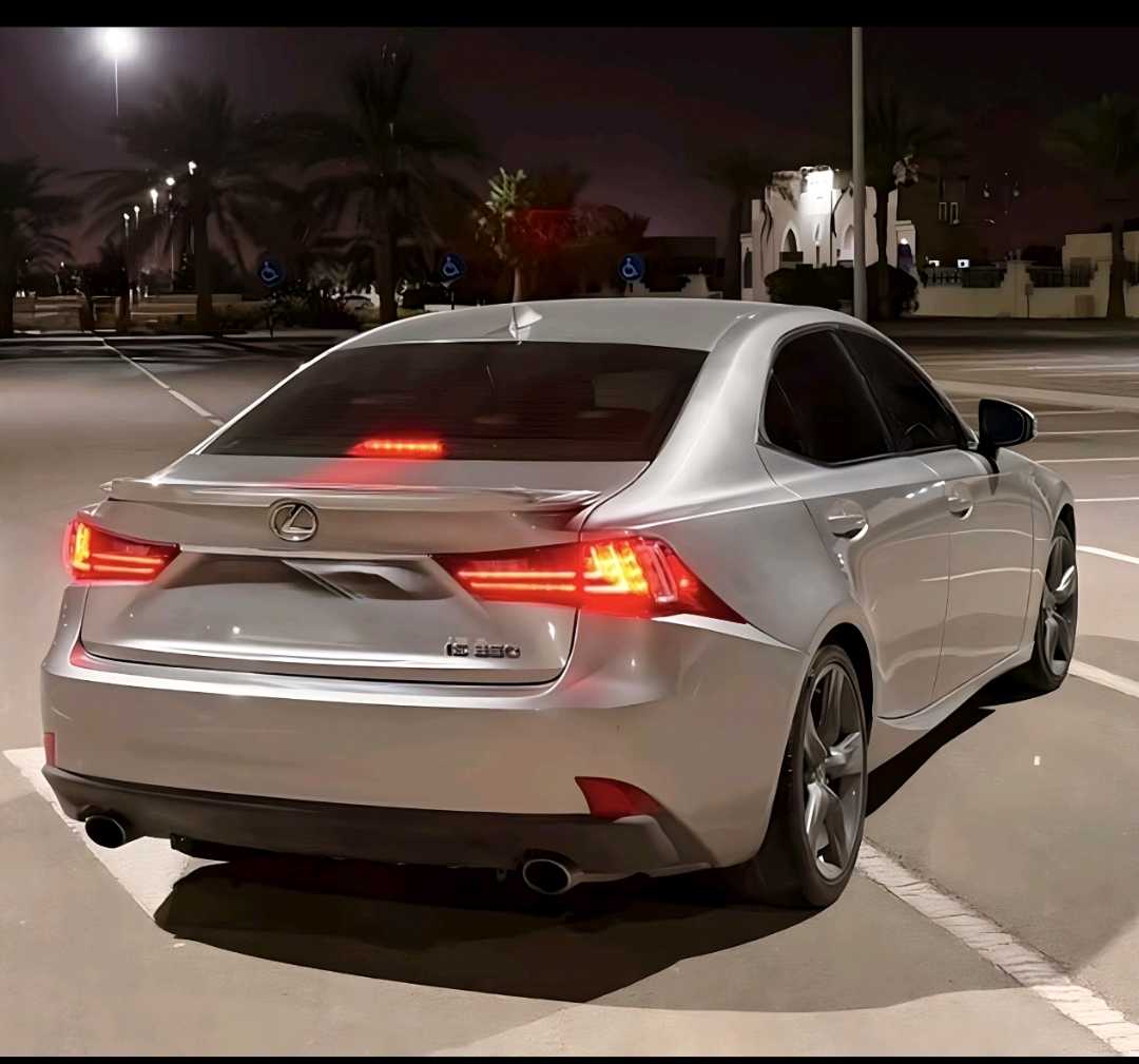 Car Image 2014 LEXUS IS 350