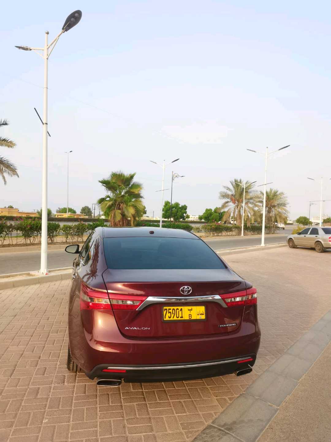 Car Image 2017 TOYOTA AVALON TOURING