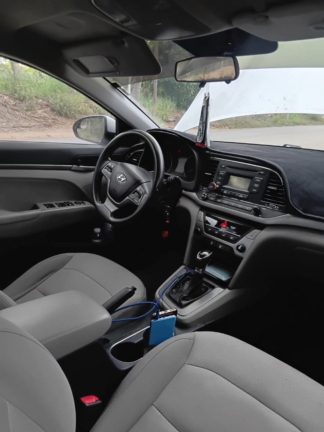 Car Image 2017 HYUNDAI ELANTRA GLS