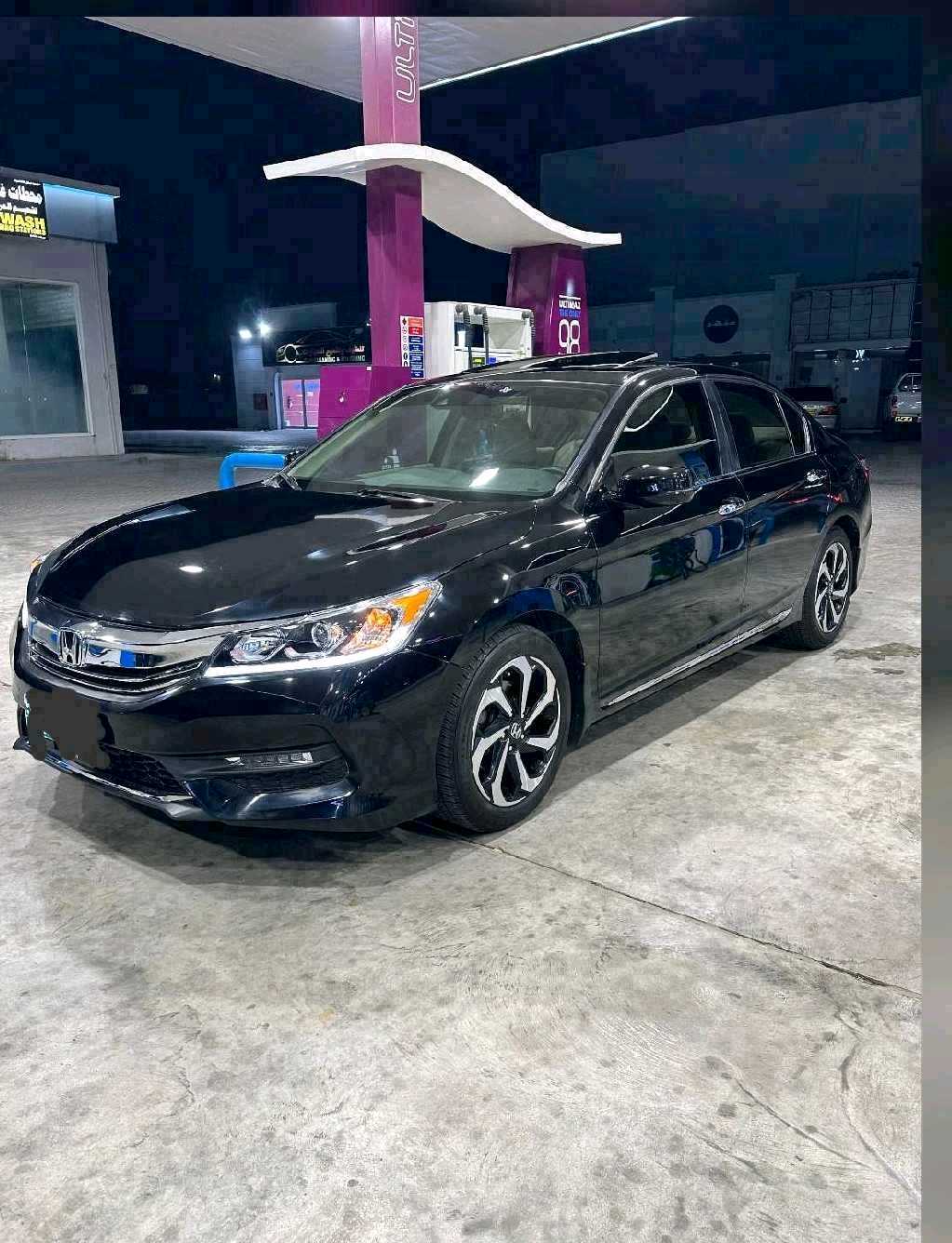 Car Image 2017 HONDA ACCORD EXL