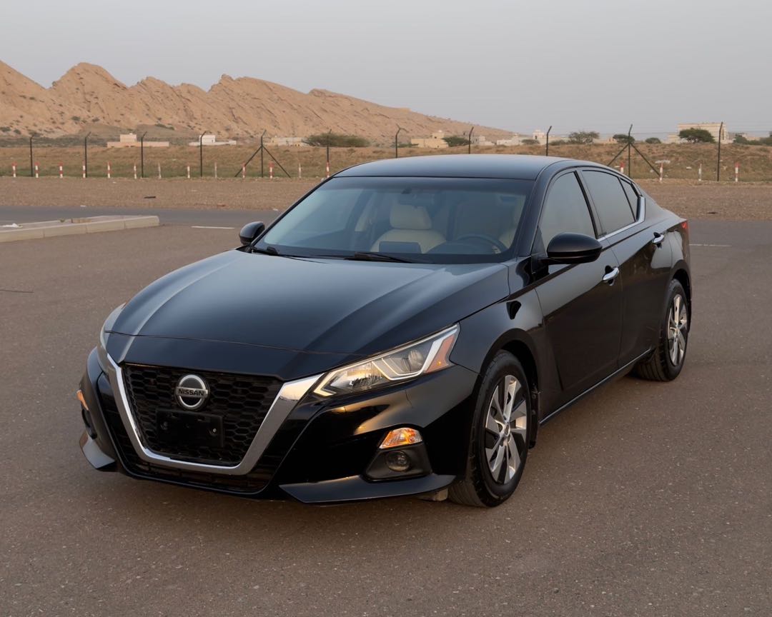 Car Image 2019 NISSAN ALTIMA S