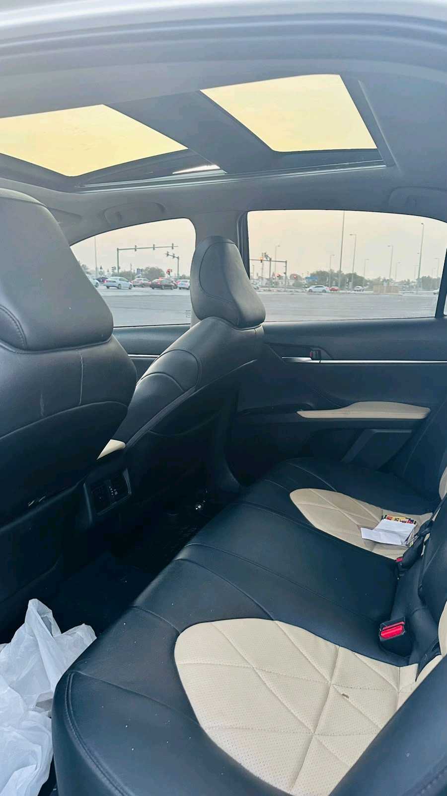 Car Image 2020 TOYOTA CAMRY XLE