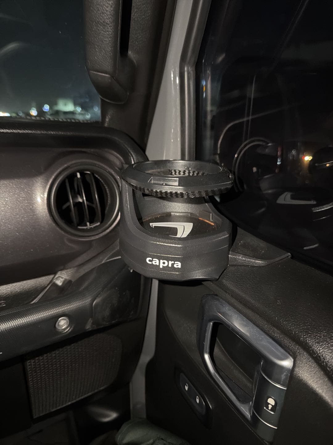 Car Image 2018 JEEP WRANGLER Sport