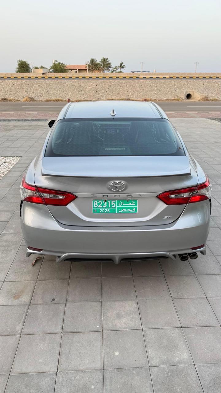 Car Image 2019 TOYOTA CAMRY SE