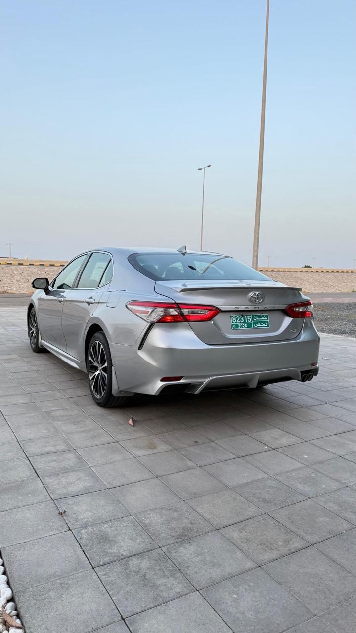 Car Image 2019 TOYOTA CAMRY SE