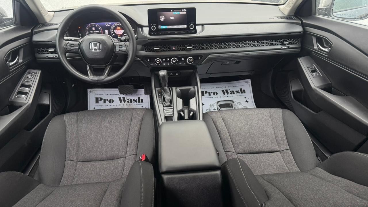 Car Image 2024 HONDA ACCORD EX