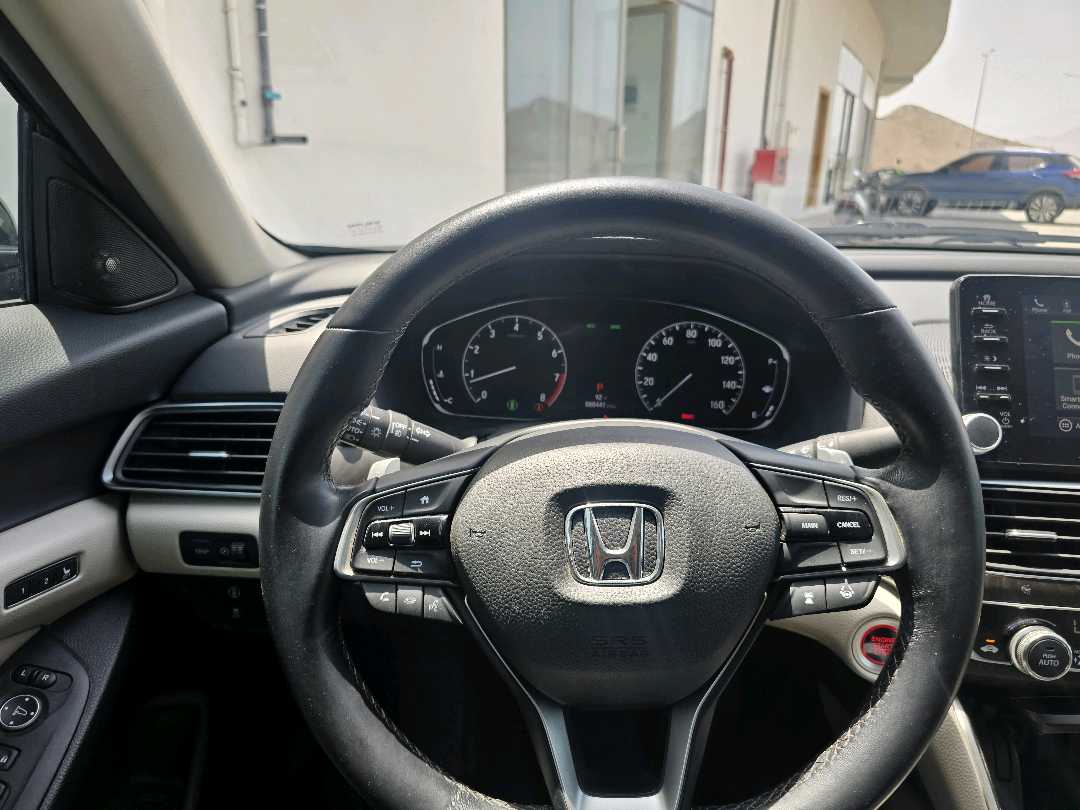 Car Image 2018 HONDA ACCORD EXL