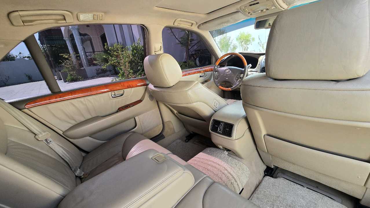 Car Image 2001 LEXUS LS 430