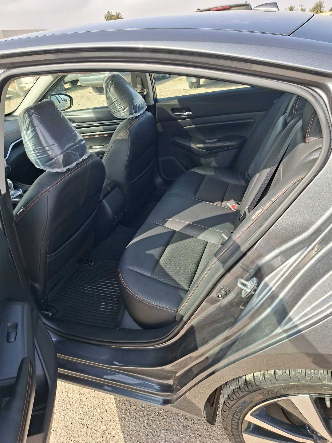Car Image 2021 NISSAN ALTIMA SR