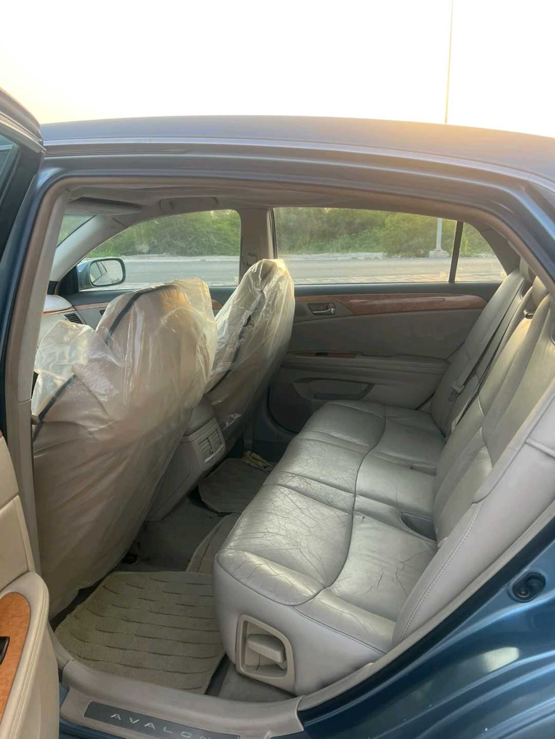 Car Image 2006 TOYOTA AVALON XL