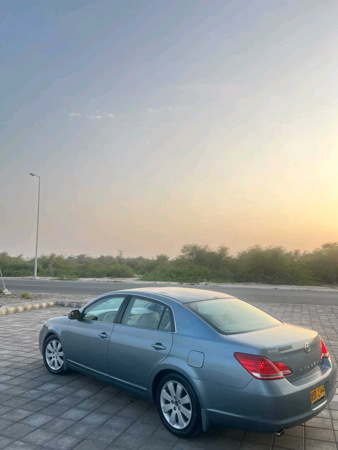 Car Image 2006 TOYOTA AVALON XL
