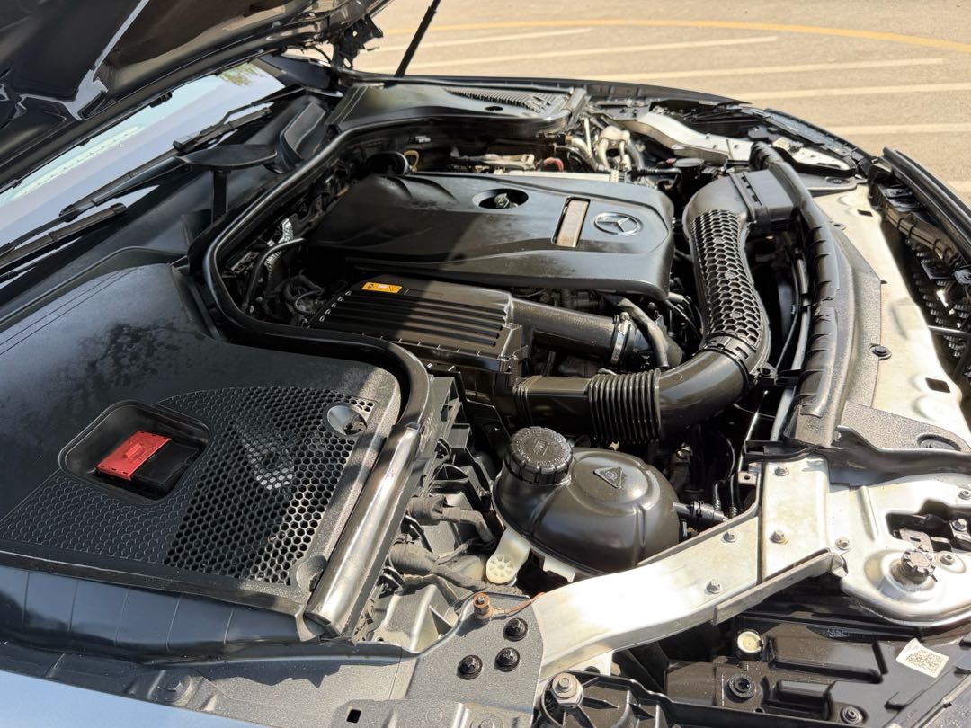 Car Image 2017 MERCEDES E Class 300